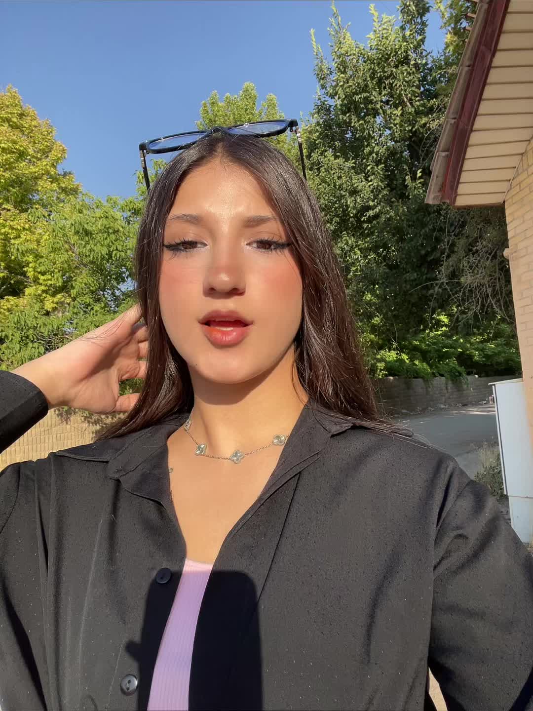 @kiana.gh