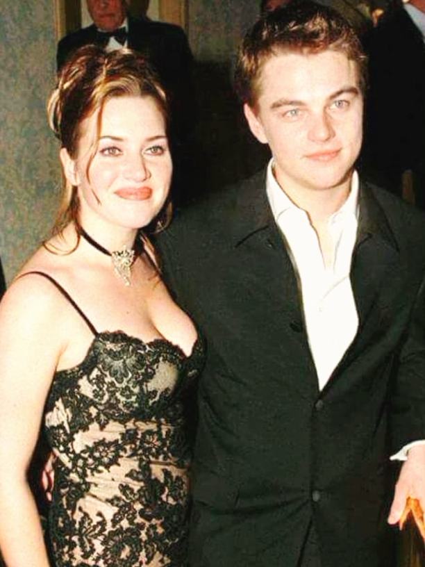 @Titanic Scene Vault