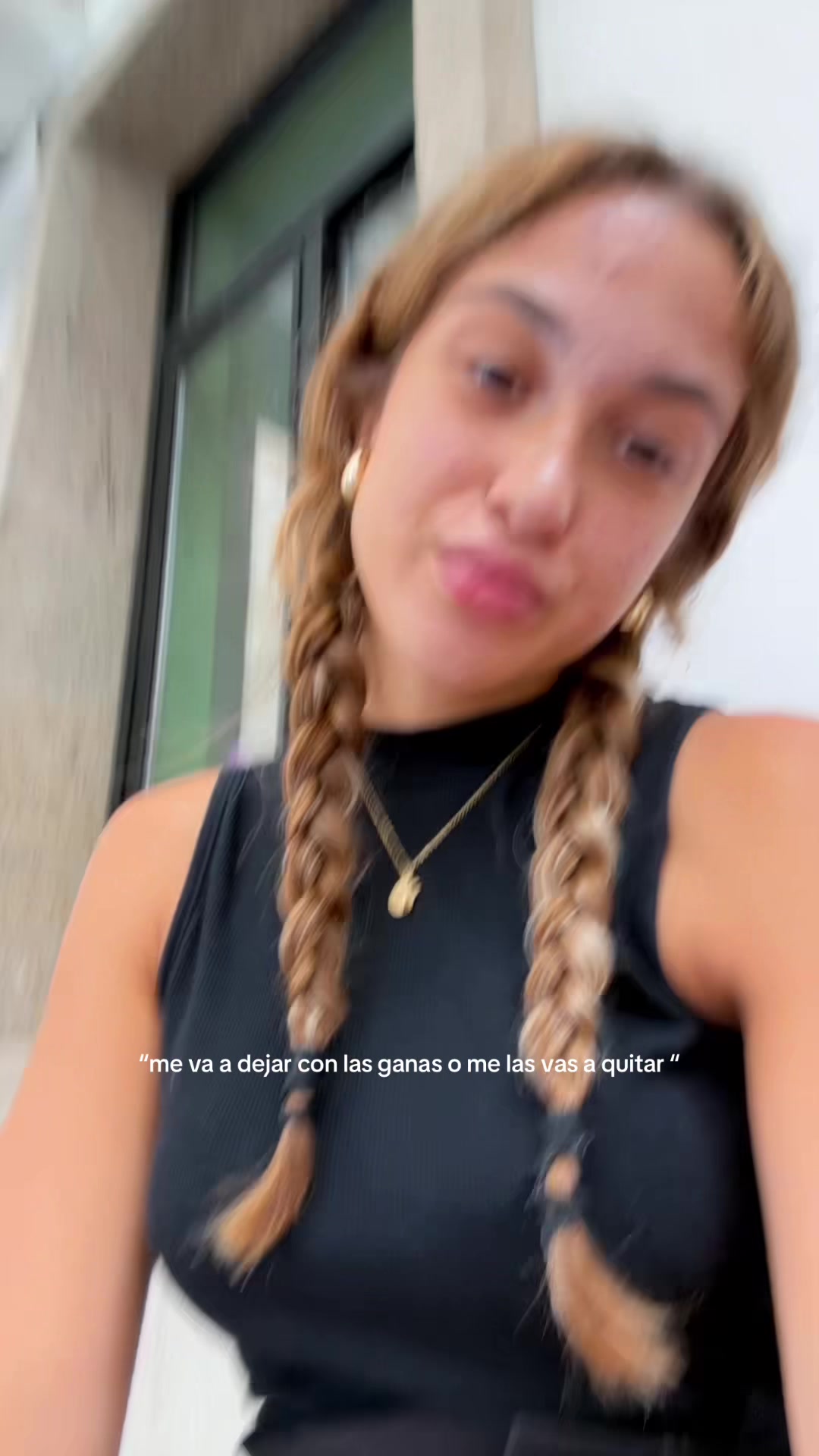@🐴