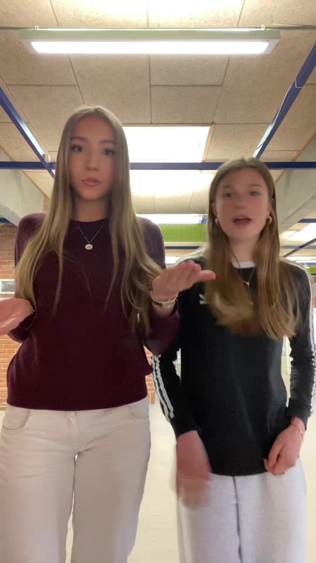 @Isabella
