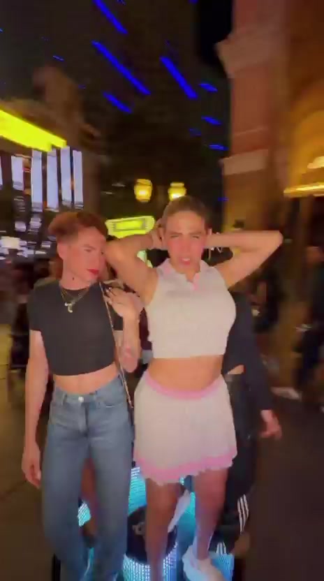 @Petitefromnyc