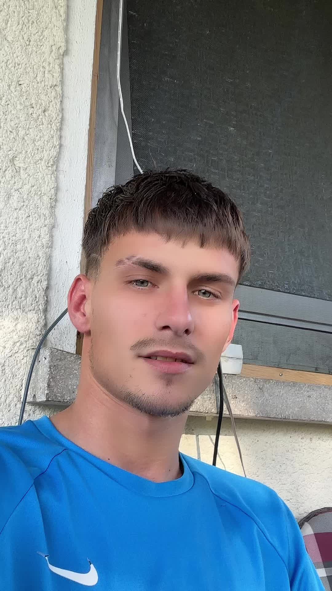 @PRETTYBOY