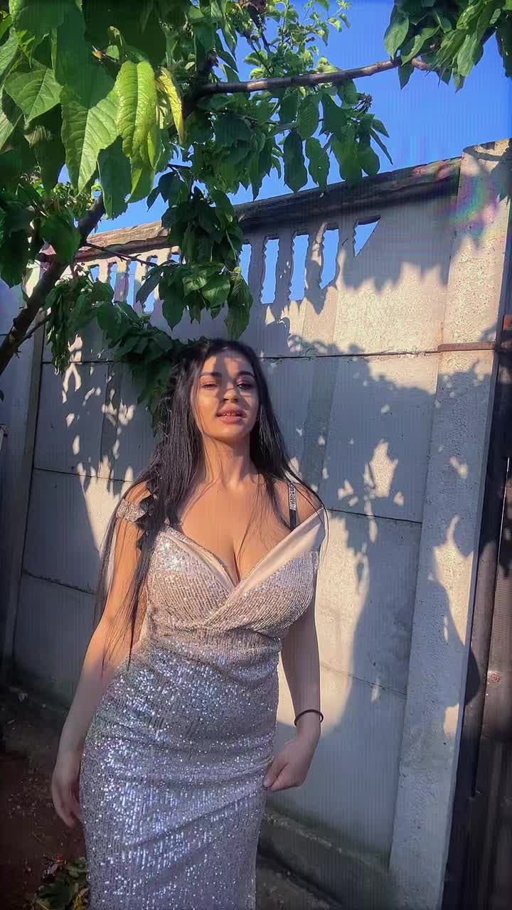 @Elysa