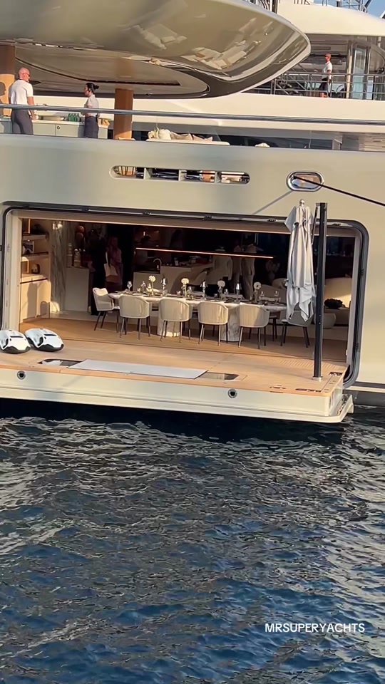 @MRSUPERYACHTS | Matthijs Rhee