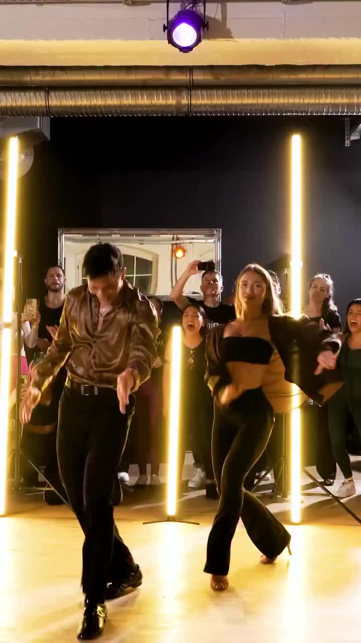@vivelasalsauk