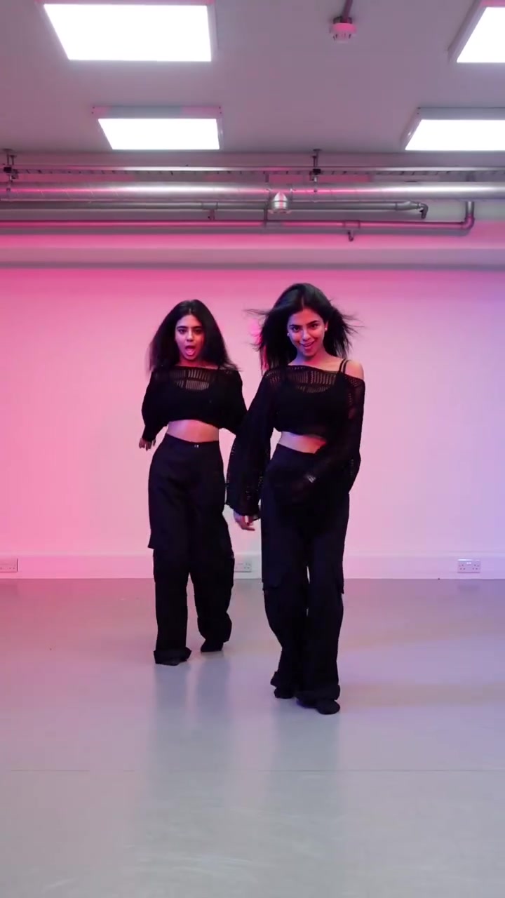 @TeamVleenam
