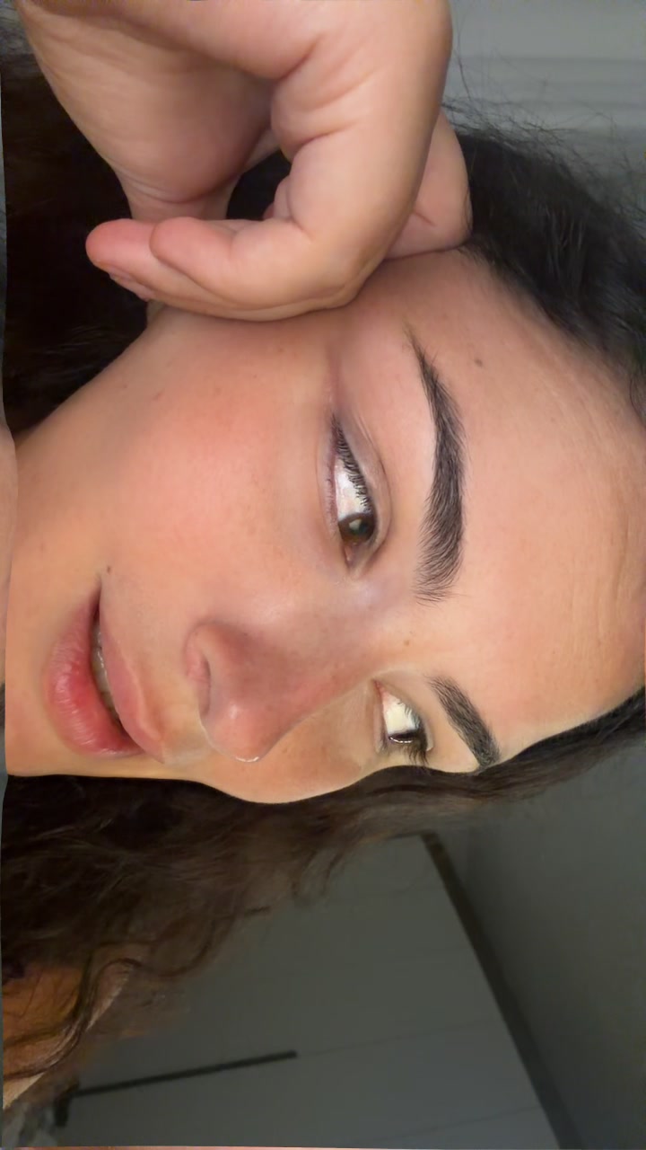 @Anita Halili