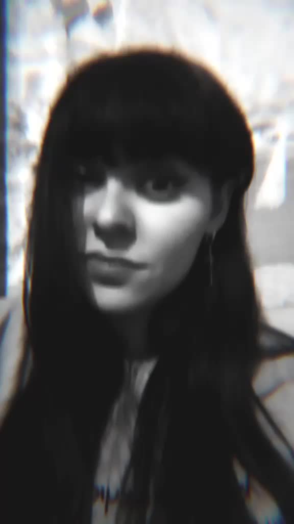 @Zeleno_Brunetka