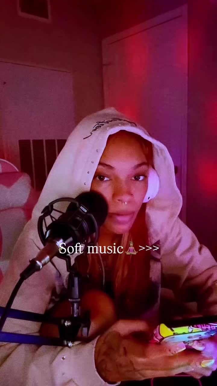 @PR3TTYLUHHTATTII💫