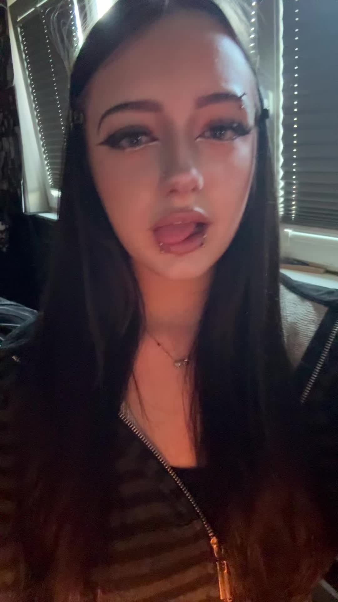 @angel.wound