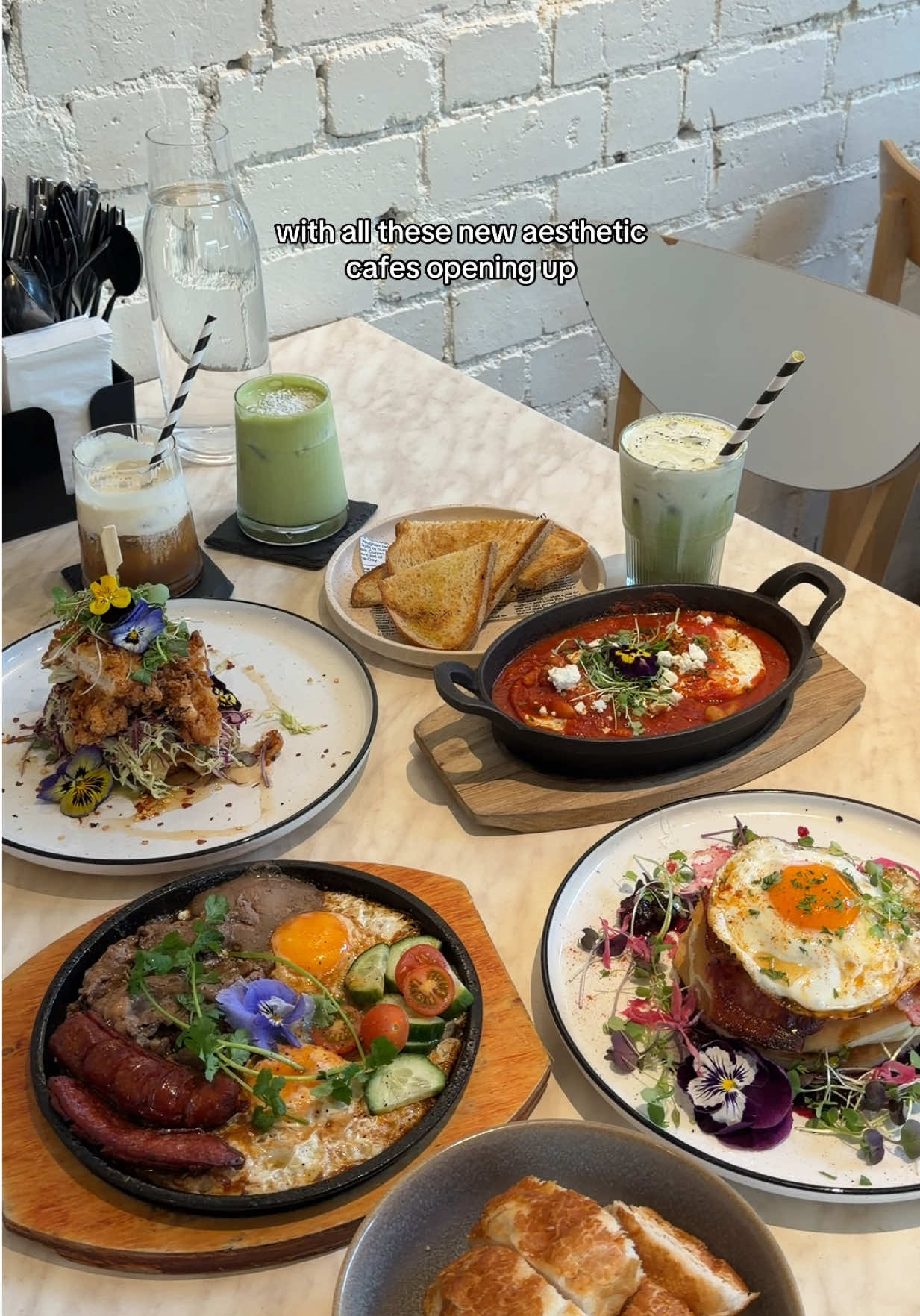 @claire | food & travel ♡