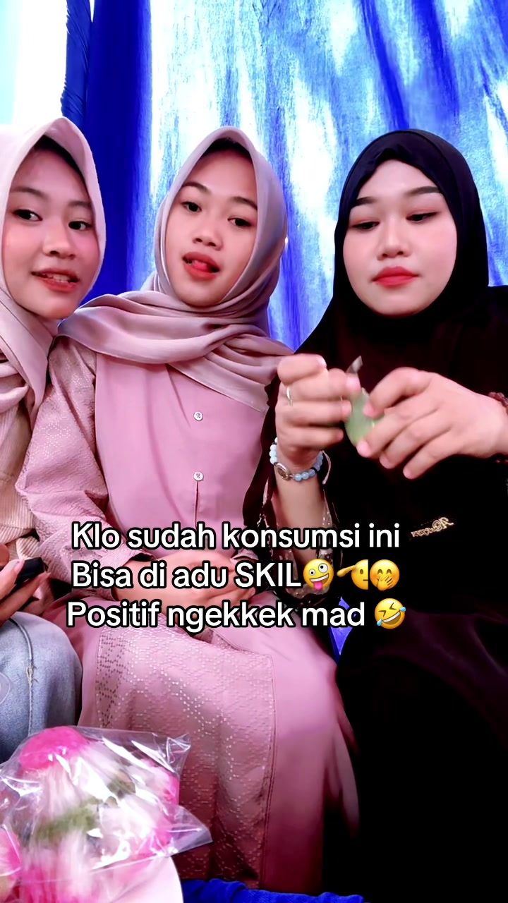 @Ayuoktavia