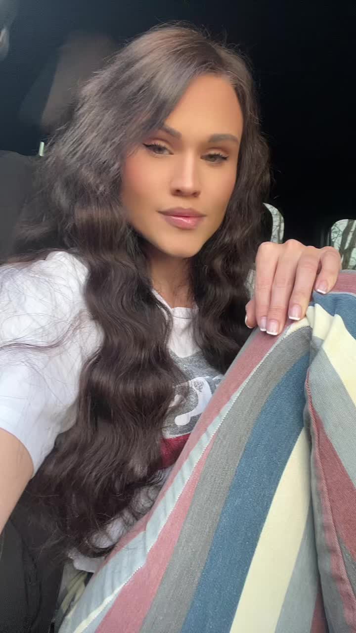 @Tori_Elizz