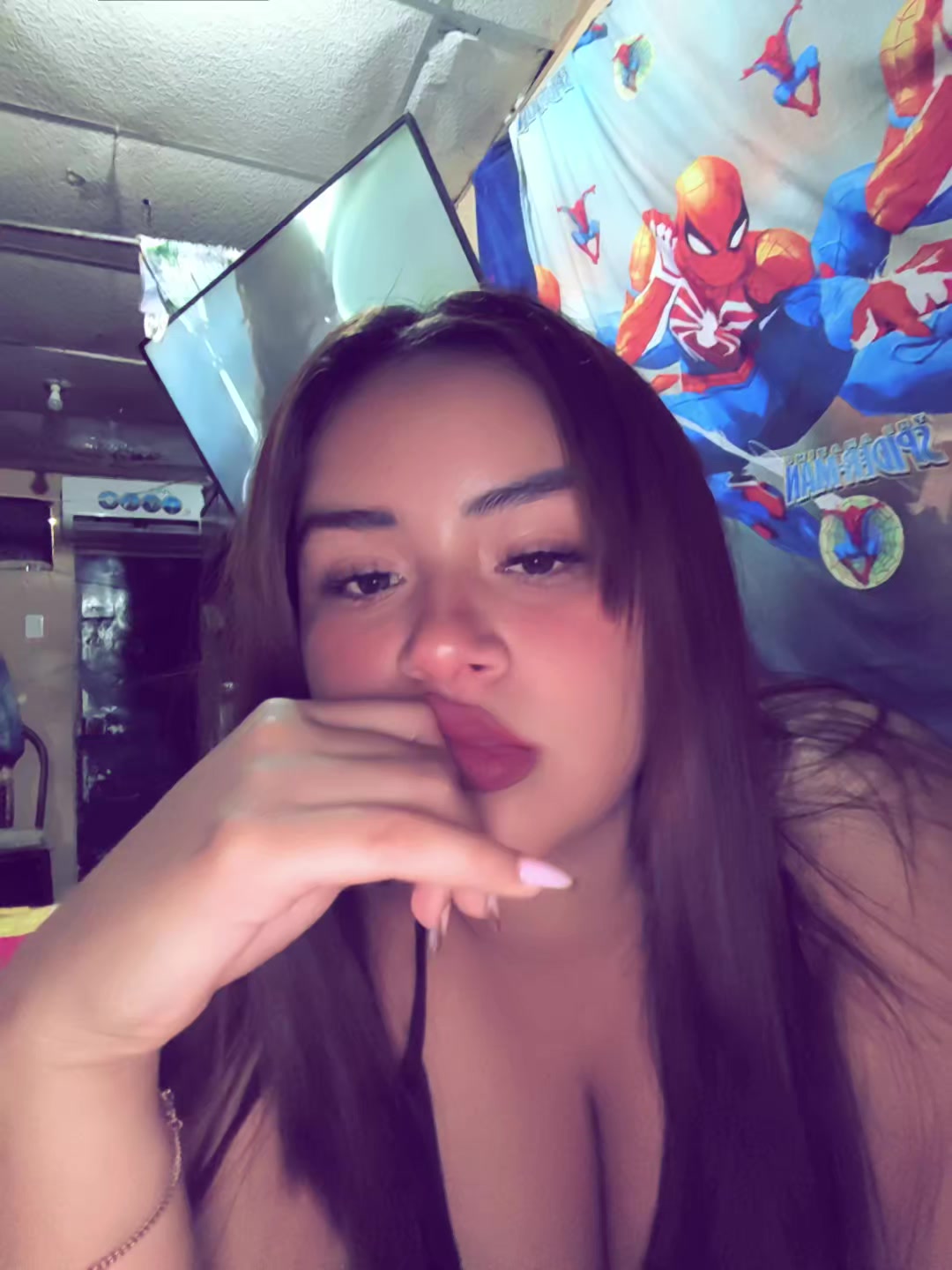 @Adri🦂