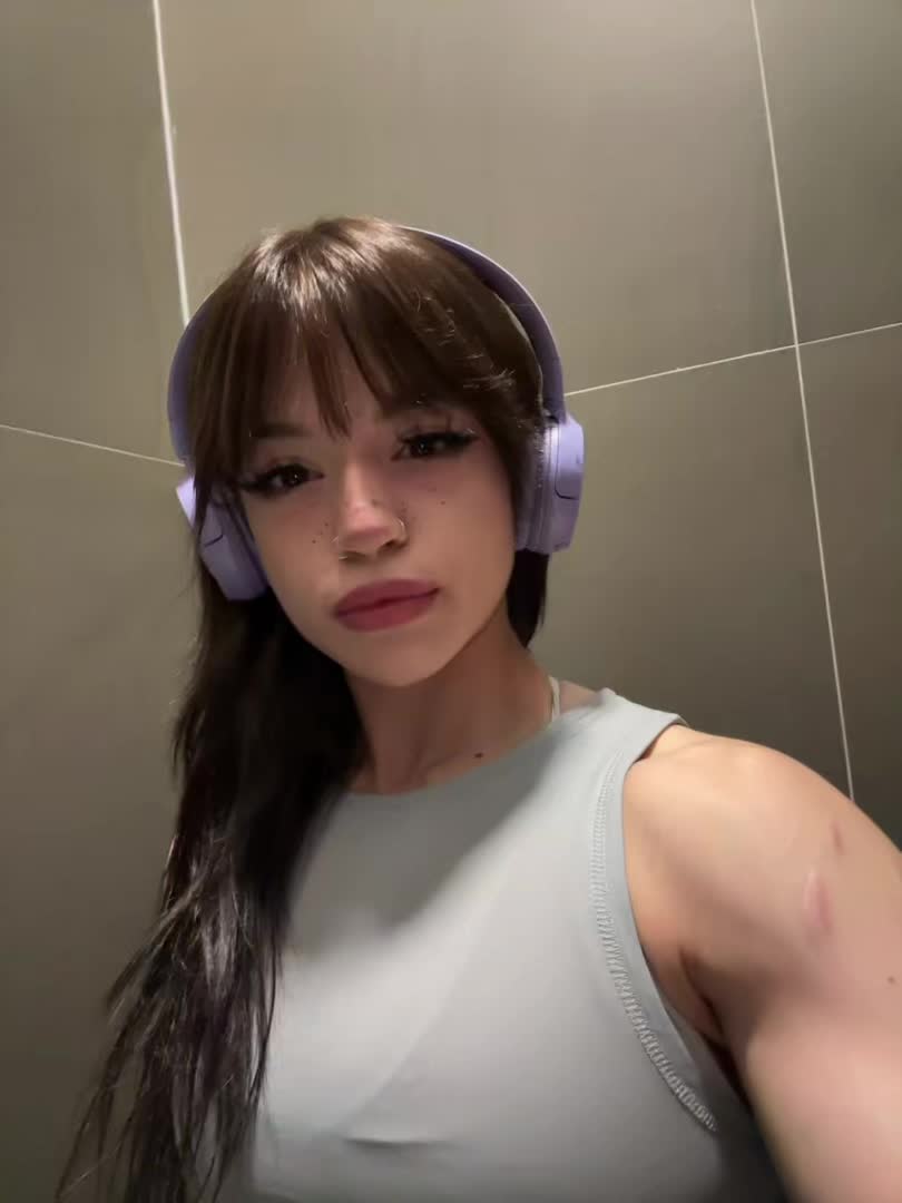 @ilovemuscularmen12