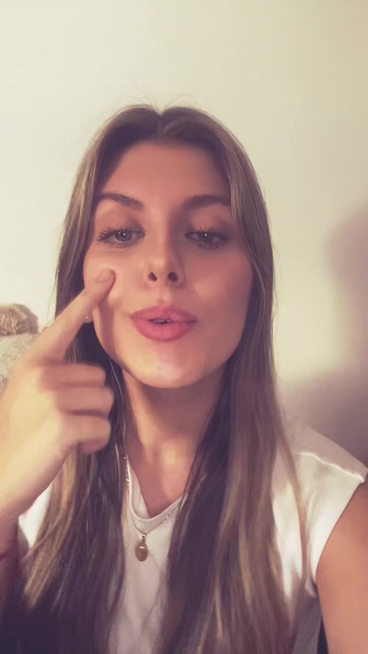 @celia medina🦦