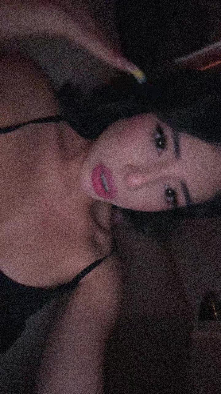 @Valerie valle