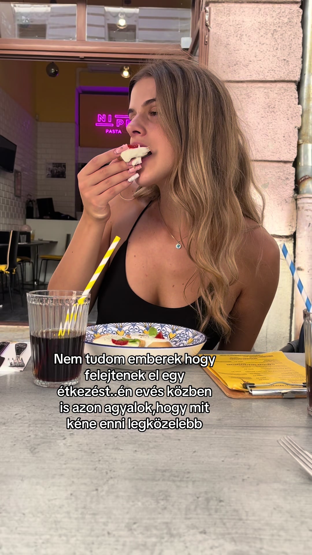 @Szabo Laura