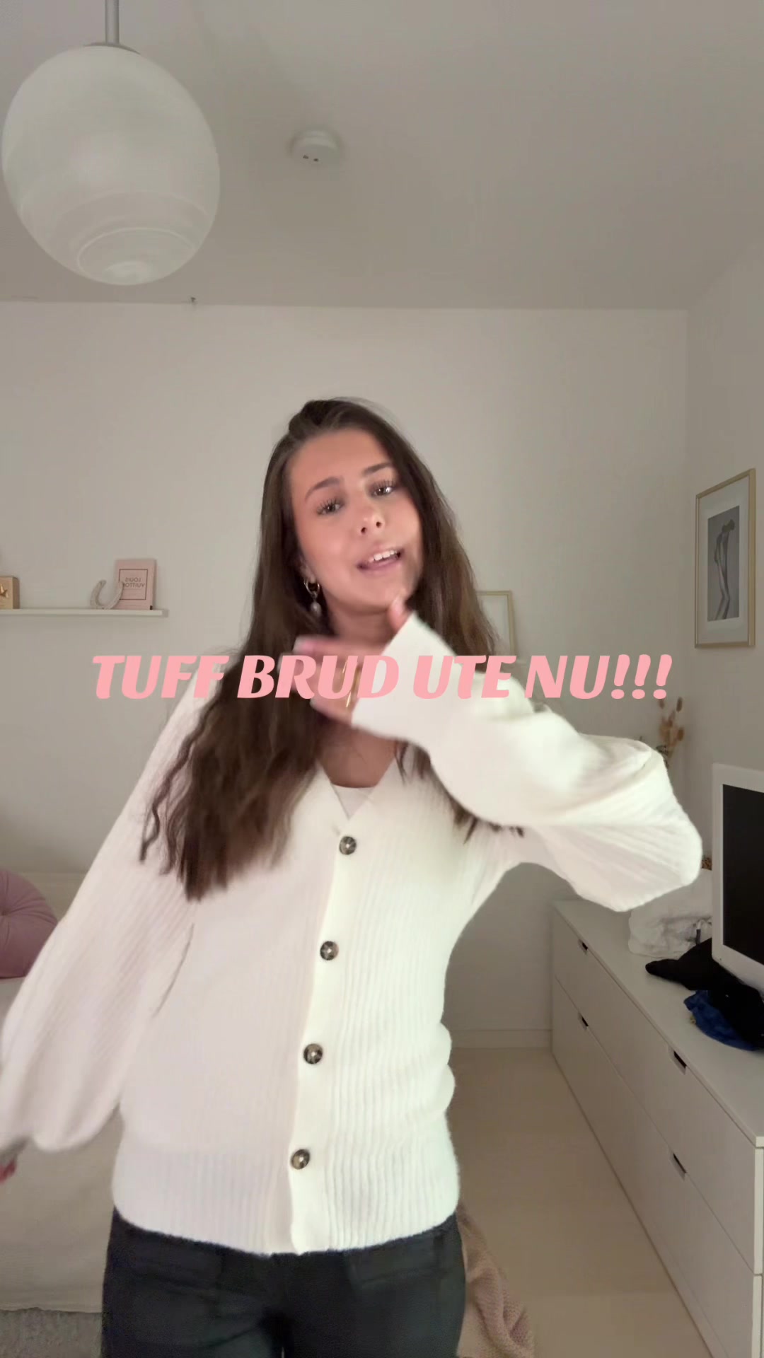 @Ellie🫧💘🥹🌟
