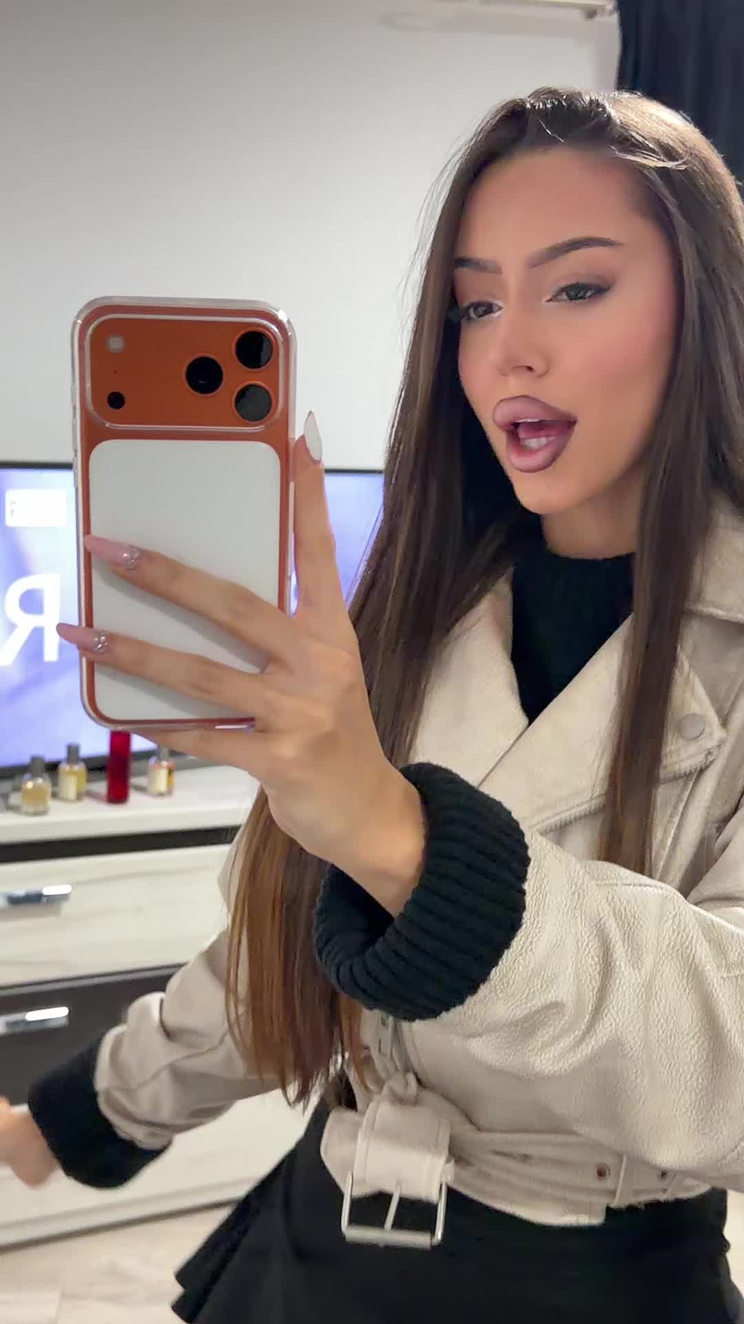 @F.