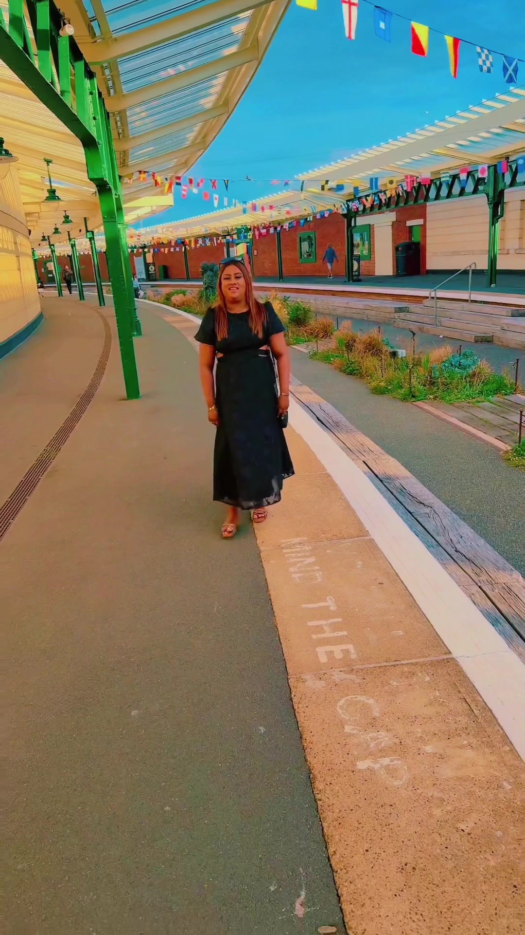 @𝓜𝓪𝓭𝓱𝓿𝓲🇲🇺