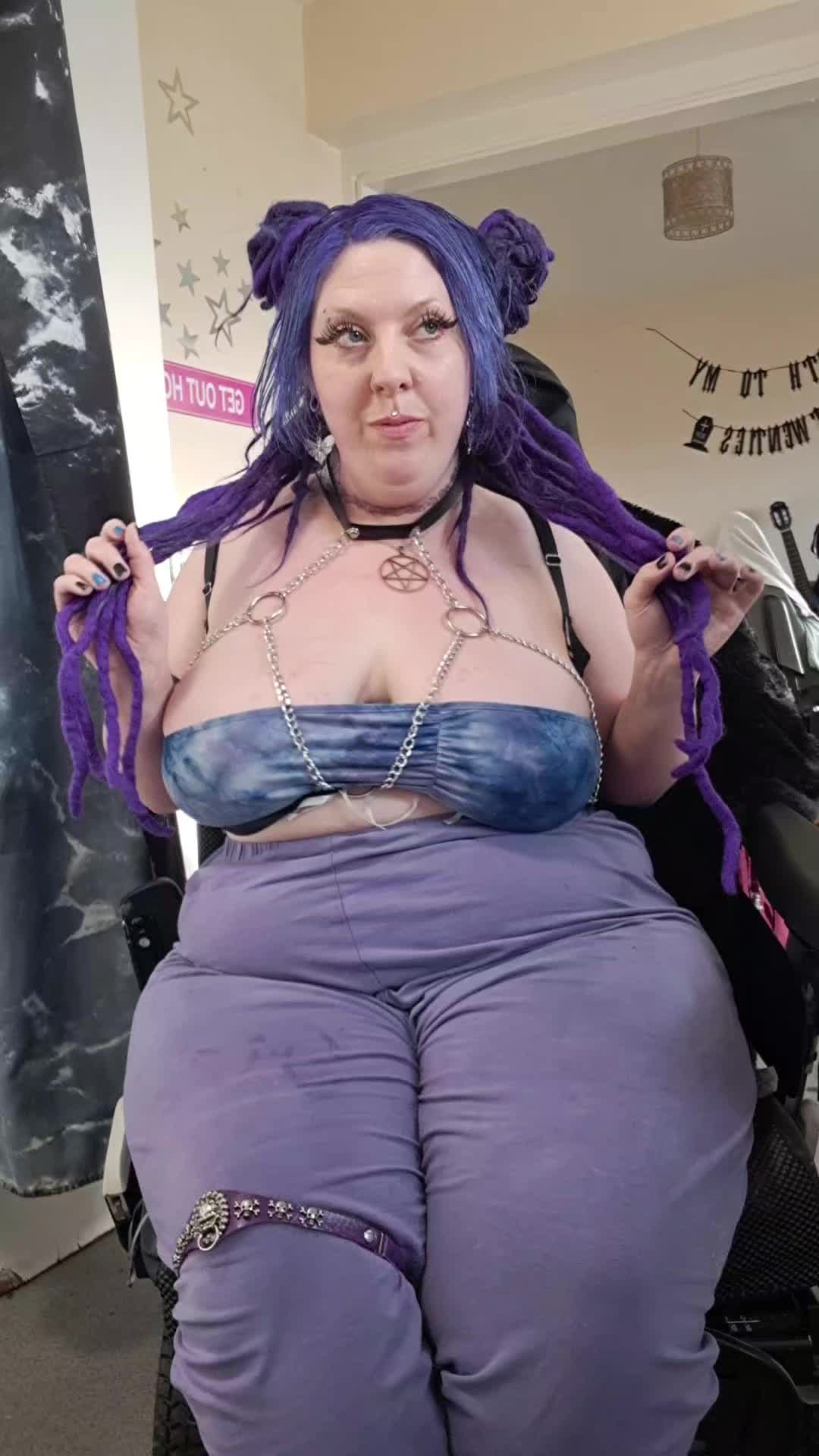 @GrungeFairyBabe