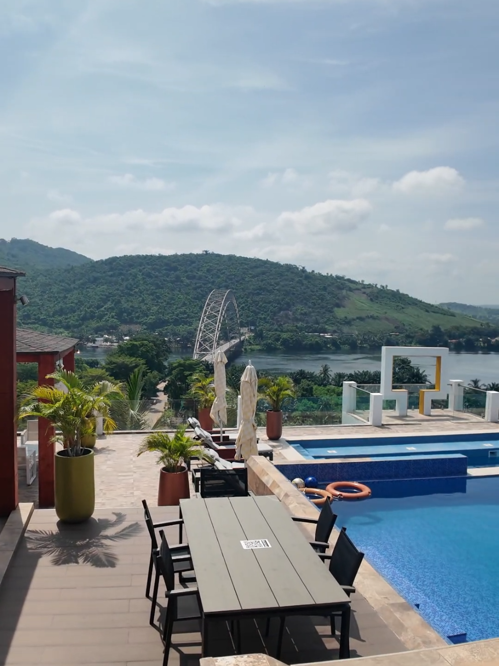 @Francisca AK _Travel&Lifestyle