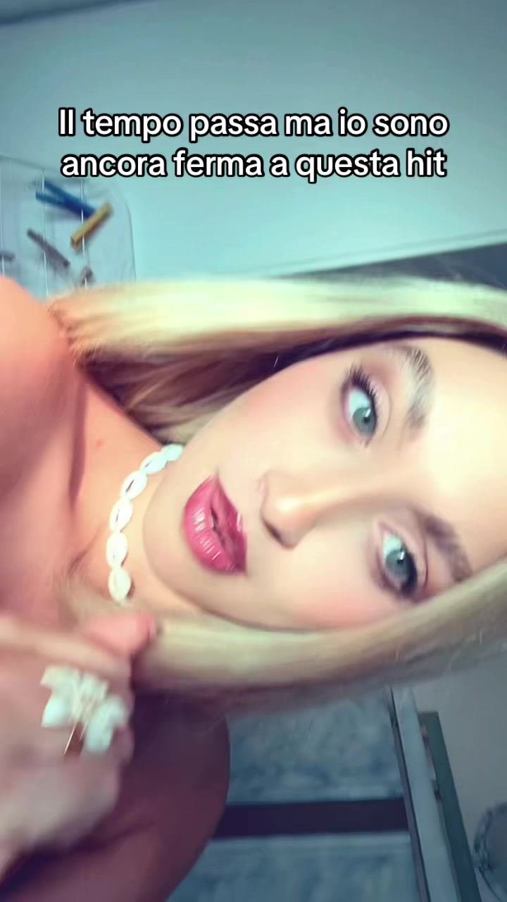 @~Aurora Bucciarelli~