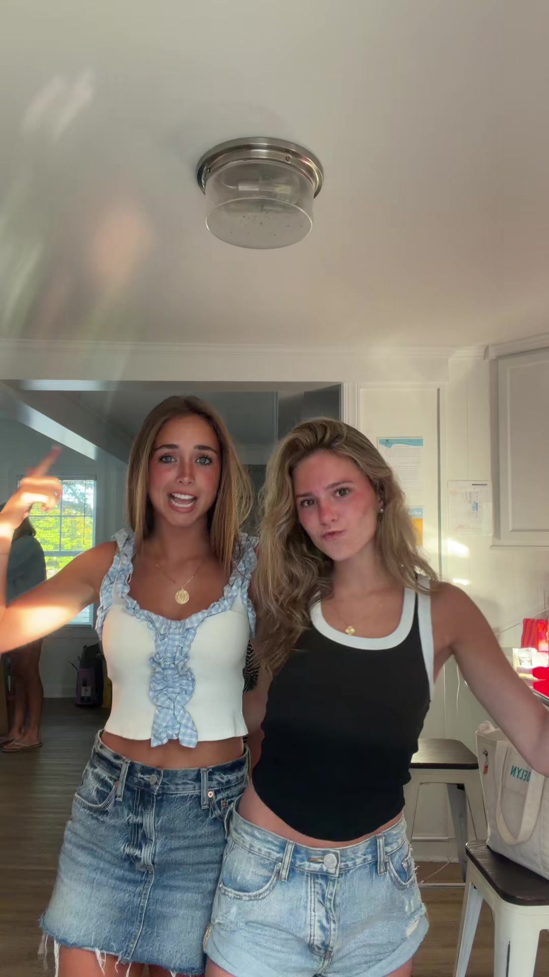@hi