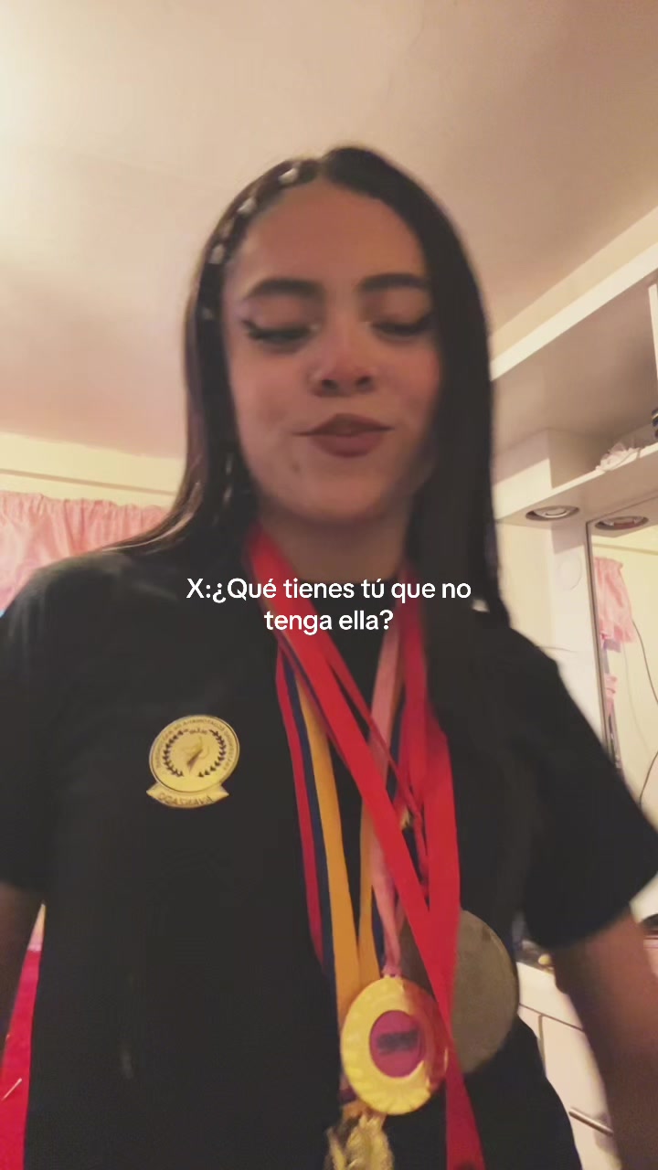 @valeesita🌙