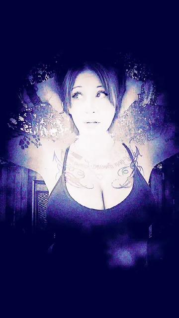 @༺_Poison.Queen_༻🌴