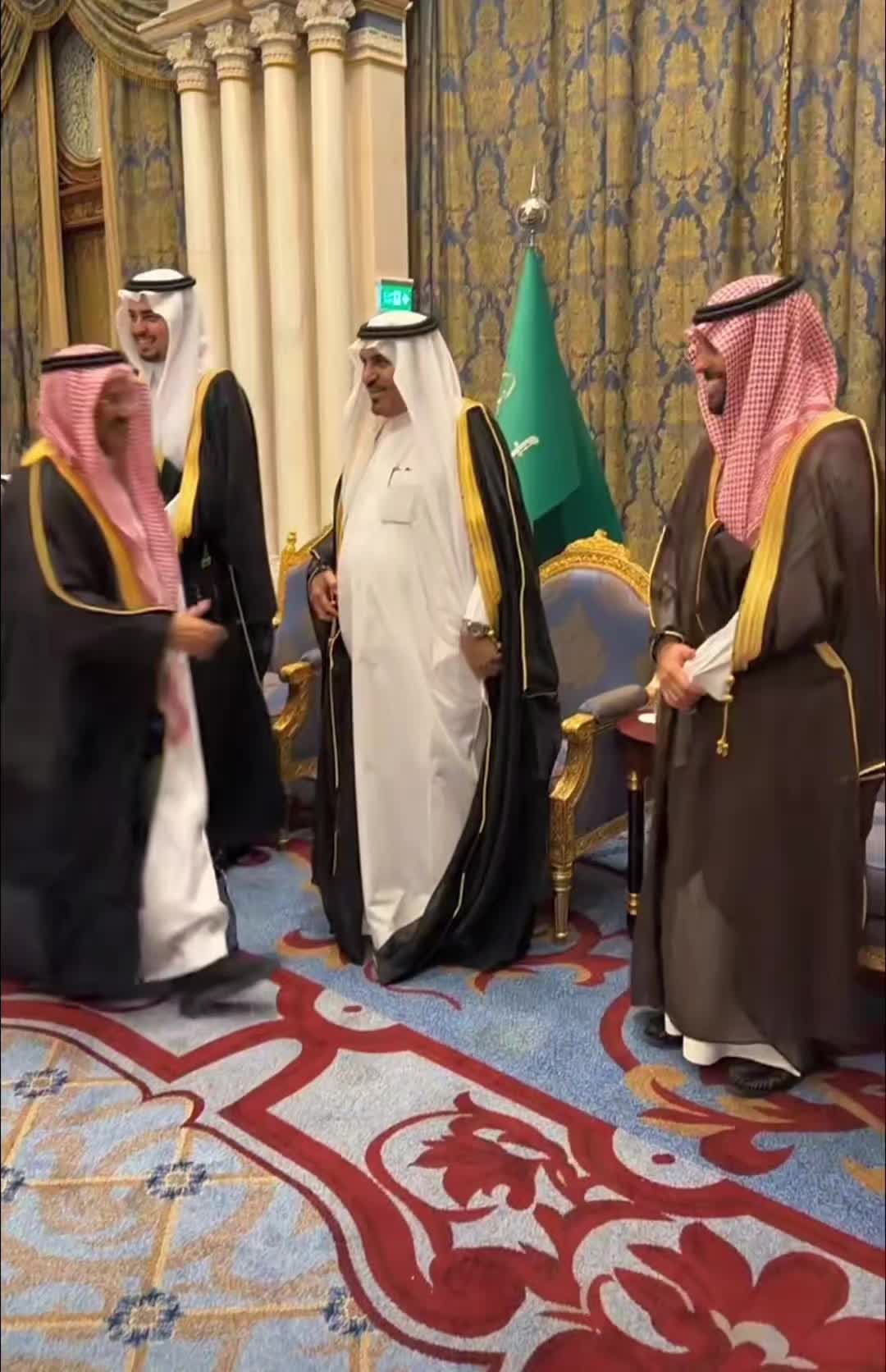 @_Makka_
