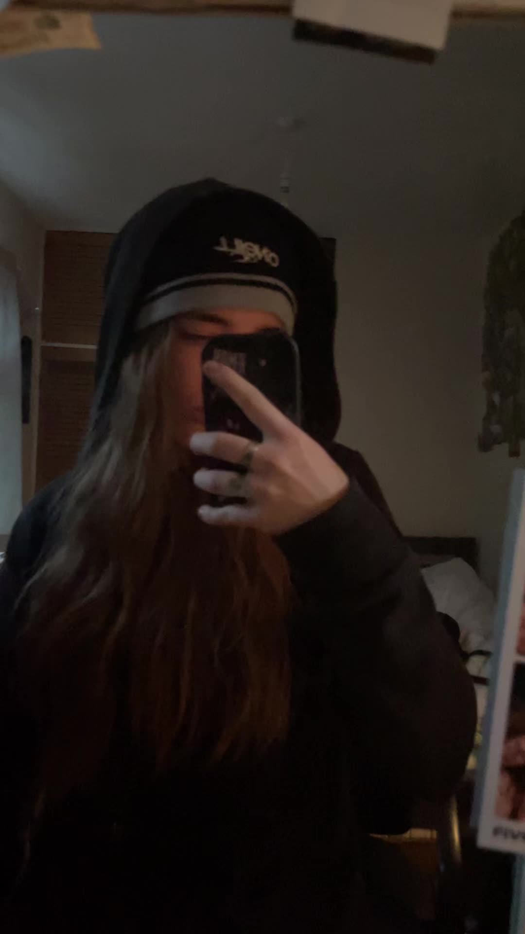 @Isla🕷️🕸️