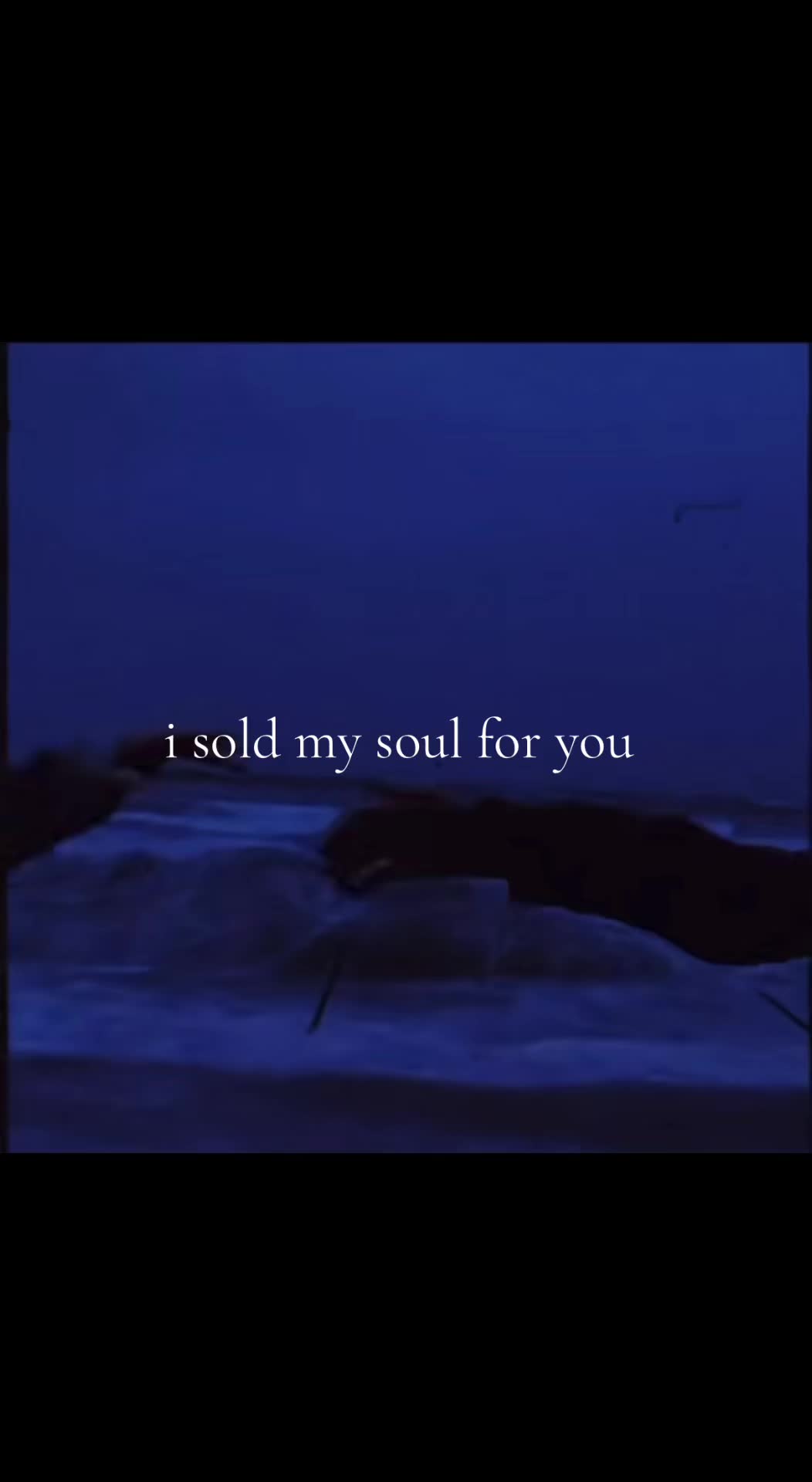 @𖣂