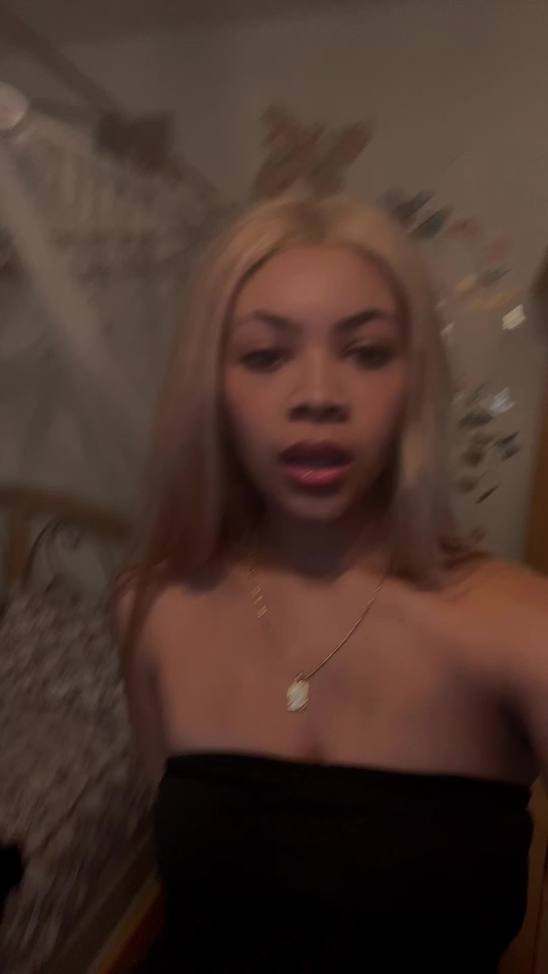 @Juliii