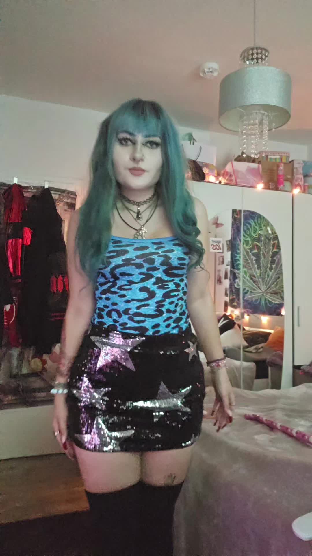 @𝑘𝑢𝑟𝑜𝑚𝑖🧚&zwj;♀️🔮