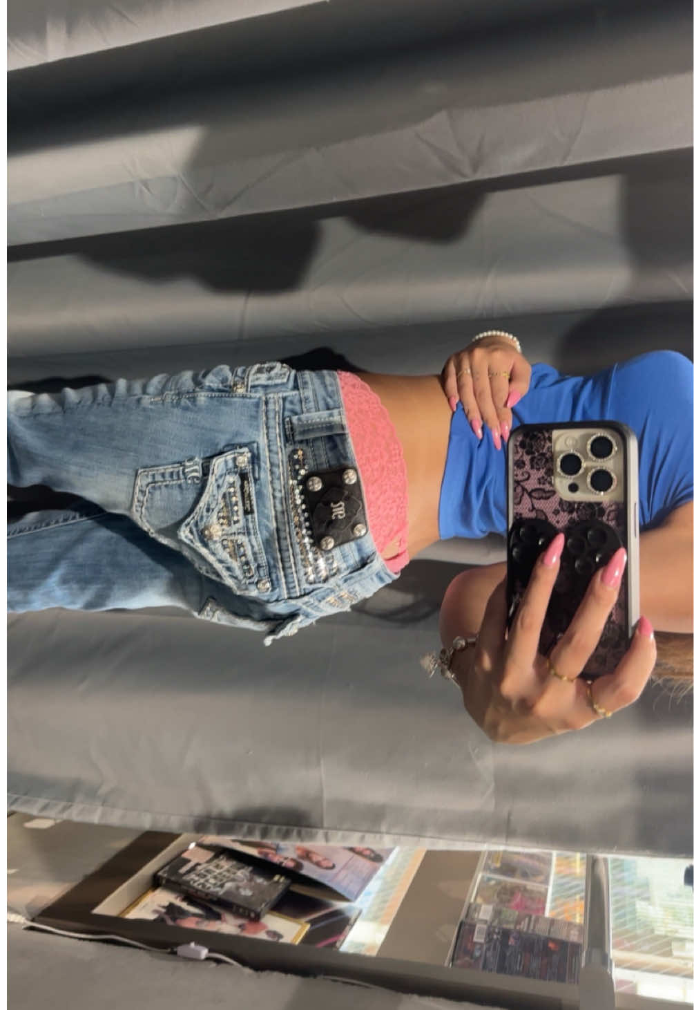 @camiii