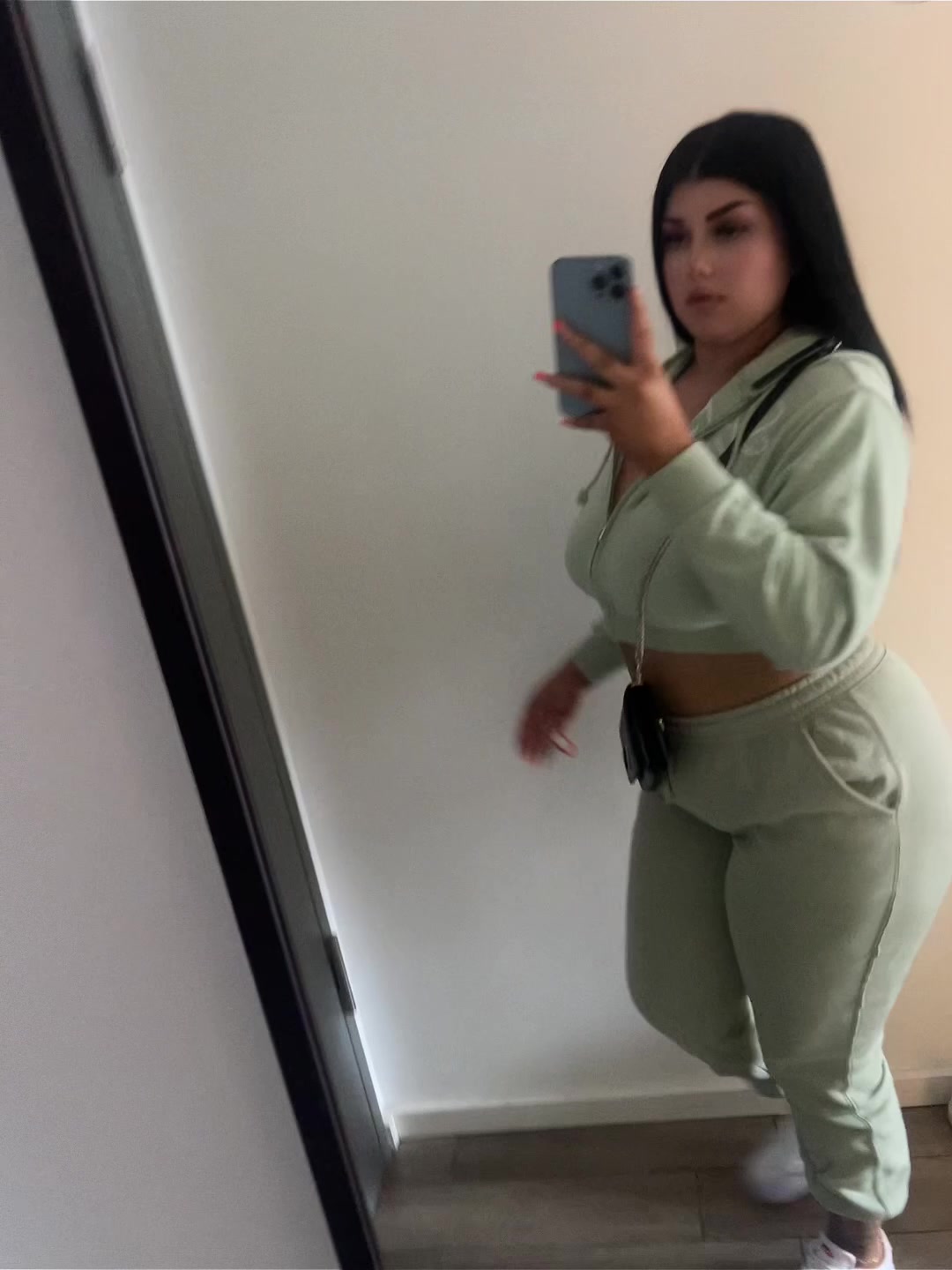 @𝙻𝚊𝚛𝚒𝚜𝚜𝚊🥥🇦🇱