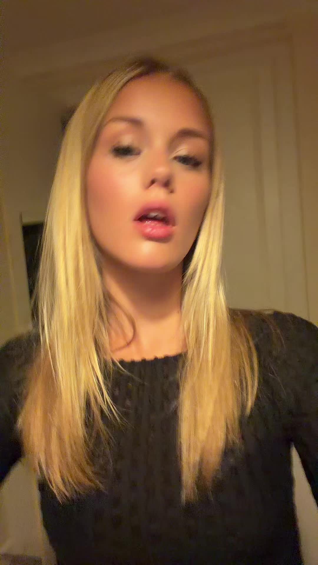 @️