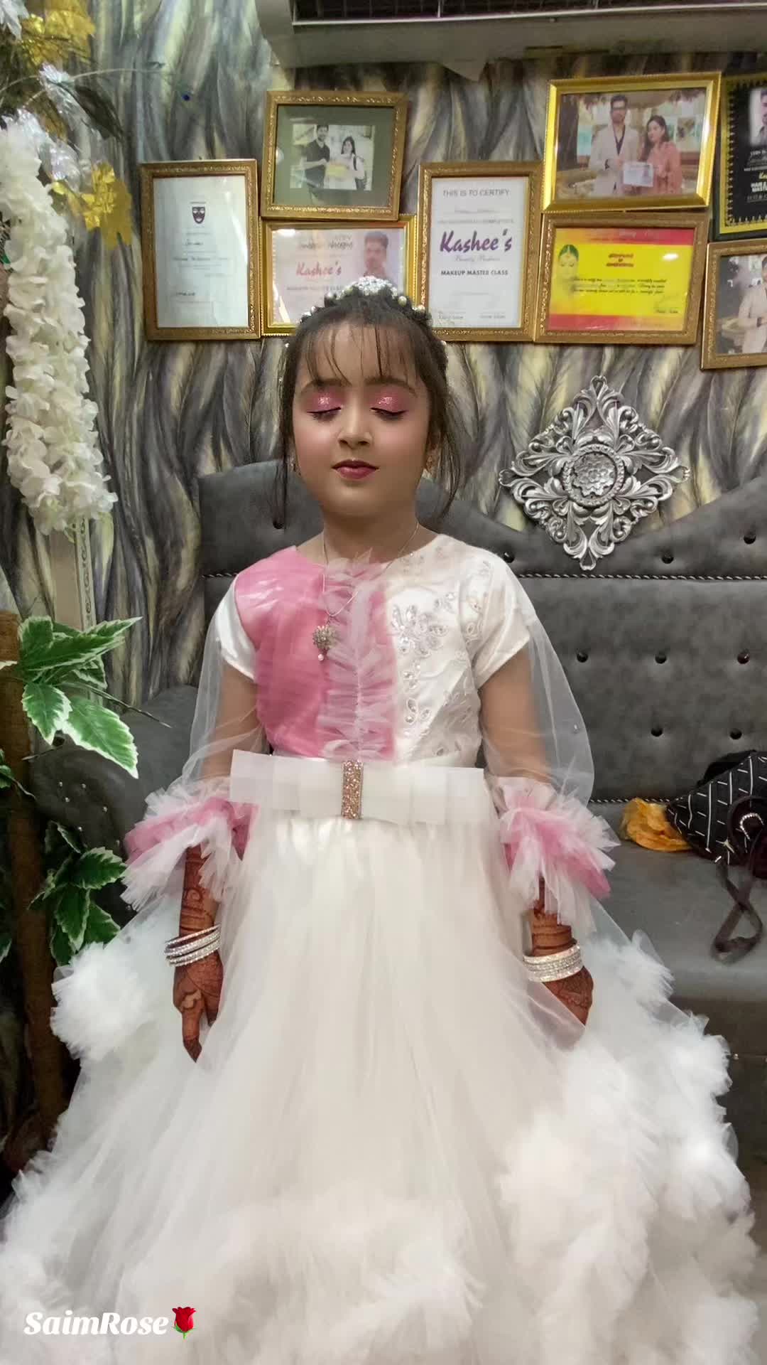 @(Saim Rose Beauty Parlour)