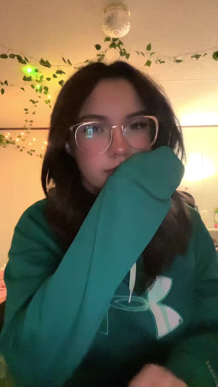 @user19128290553