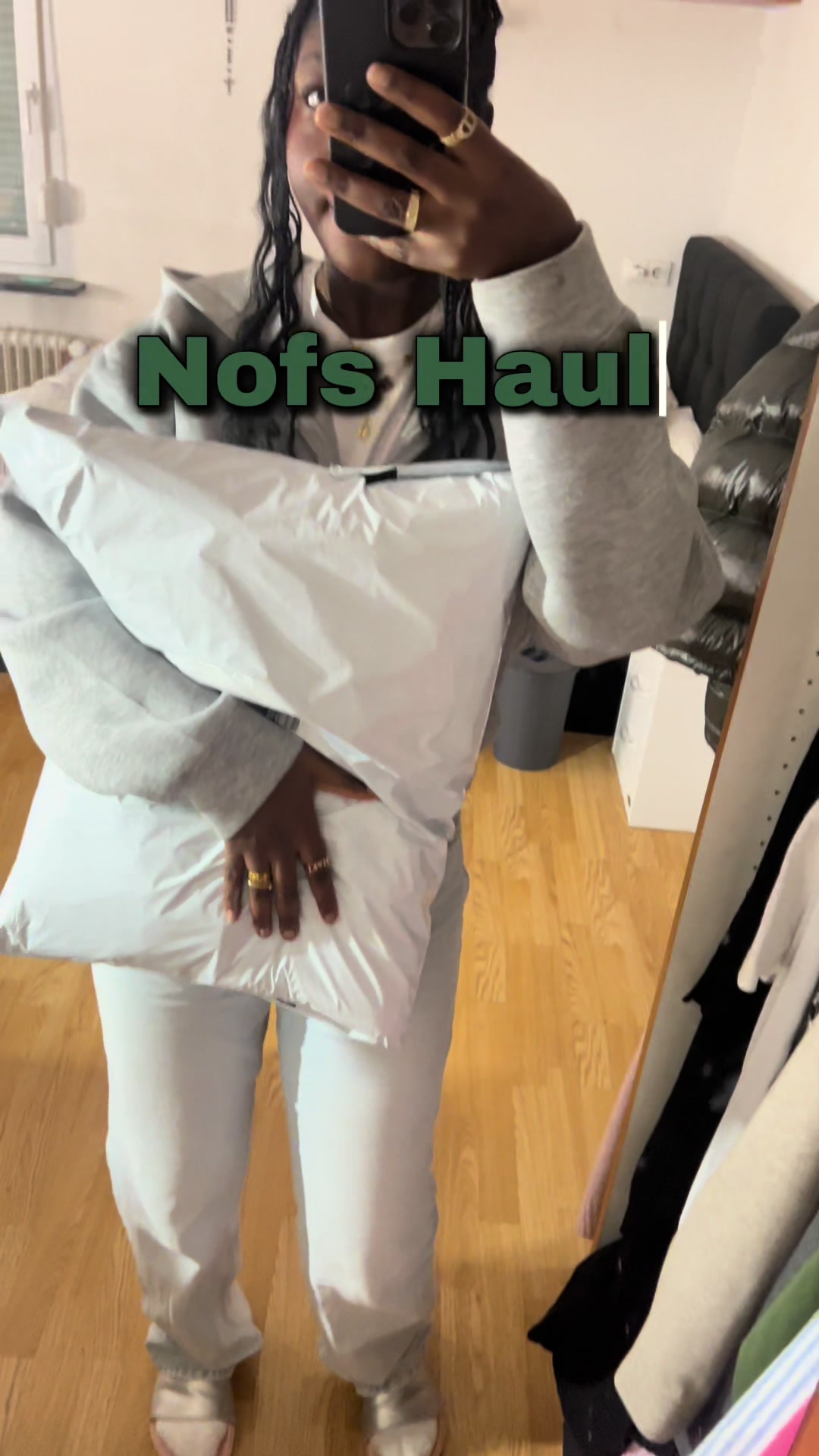 @Emiii