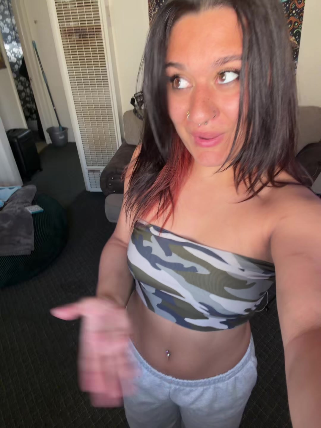 @🫡