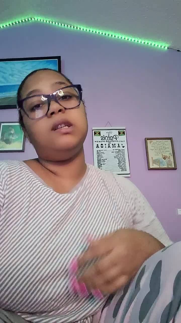 @itsmechrissy