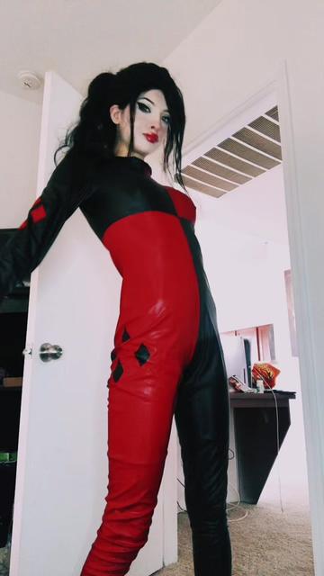 New dance ( highly choreographed ) ( do | Baby🐝🖤 (@bellbobaggins)