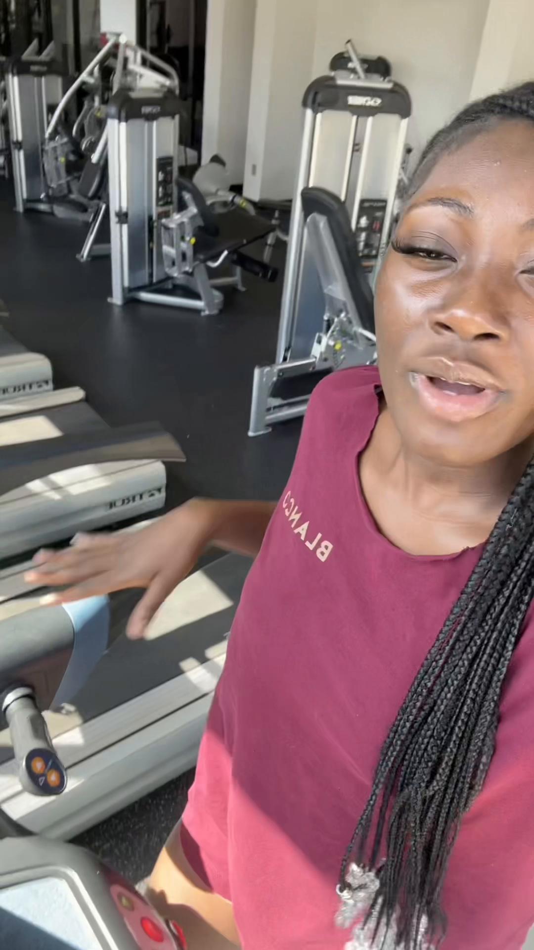 @Ayotee