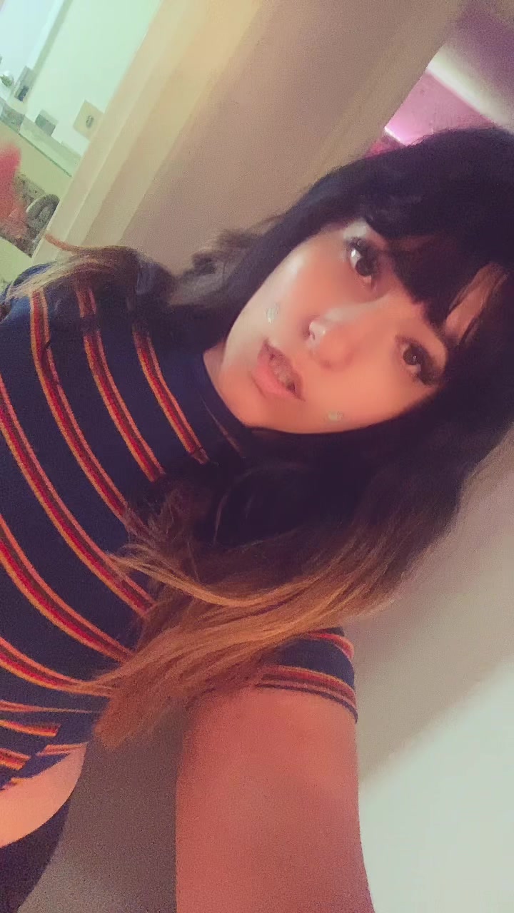 @sarahnextdoorgirl:)