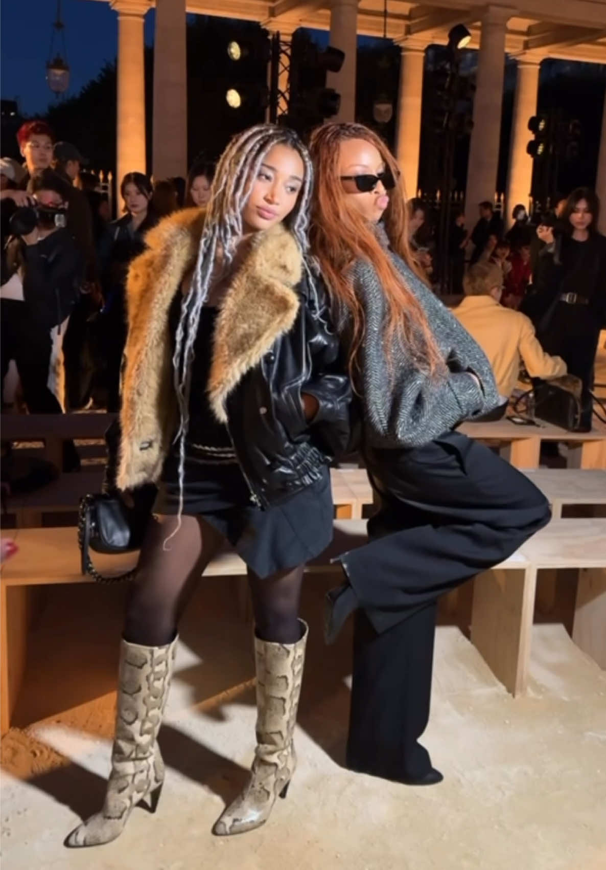 @thezoereport