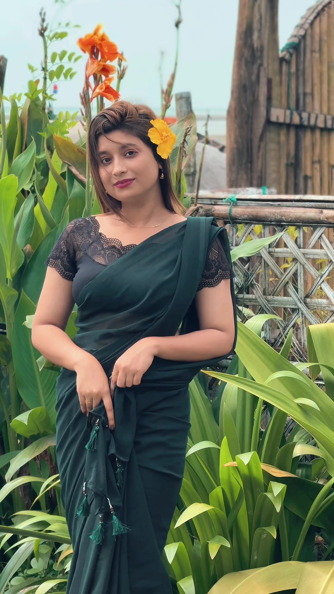 @🌸মৌমাছি🐝
