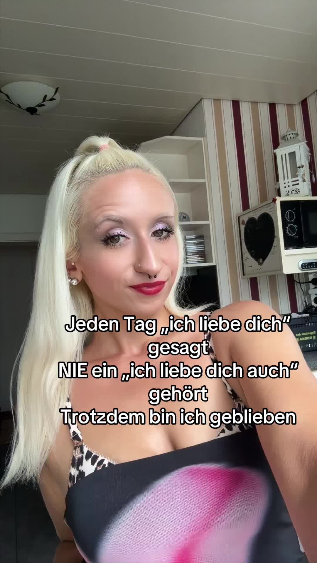 @xmarysworld_